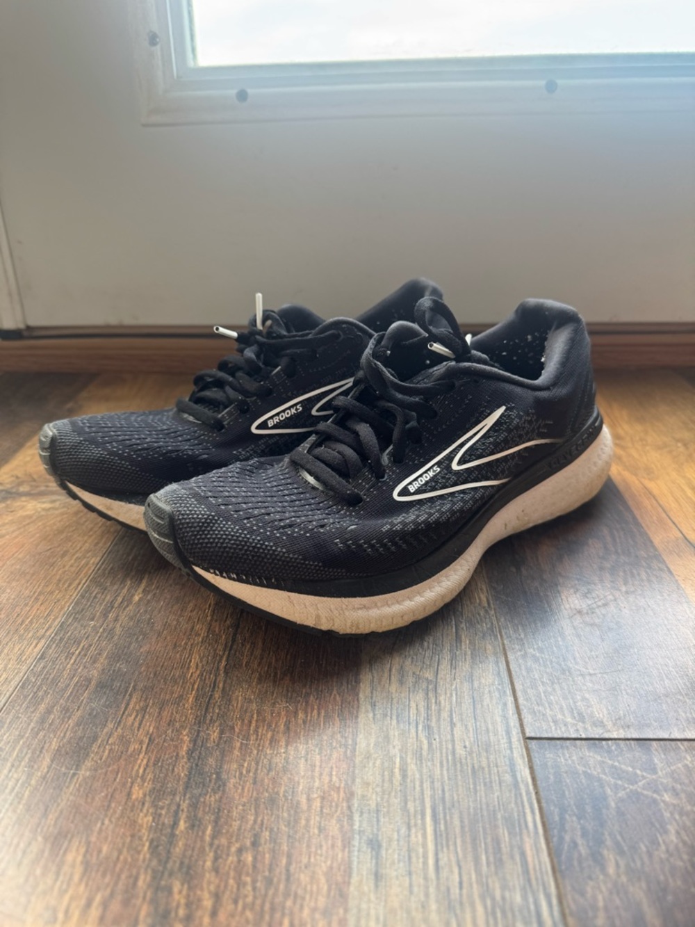 Brooks Black and White Running Sneakers
